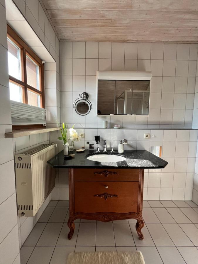 Zimmer Zum Wohlfuehlen Eching  外观 照片