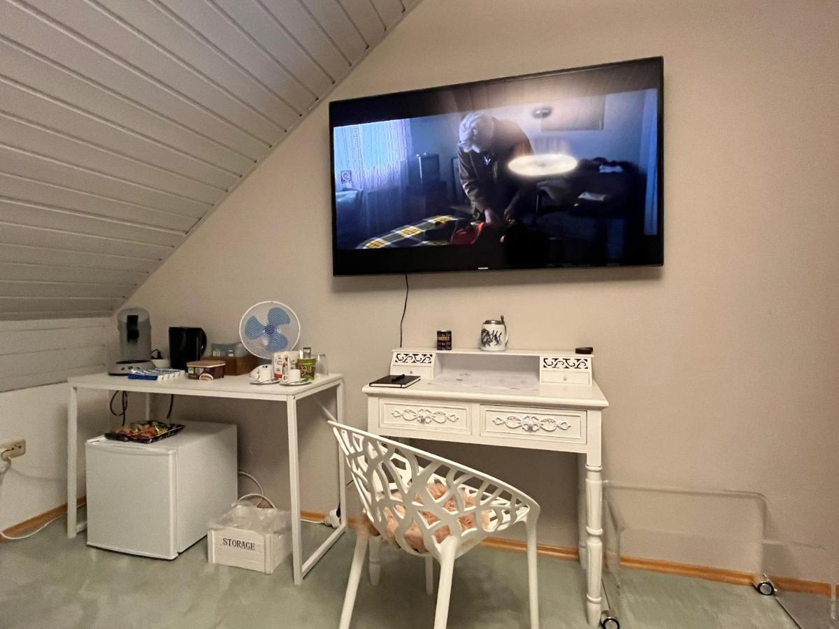 Zimmer Zum Wohlfuehlen Eching  外观 照片